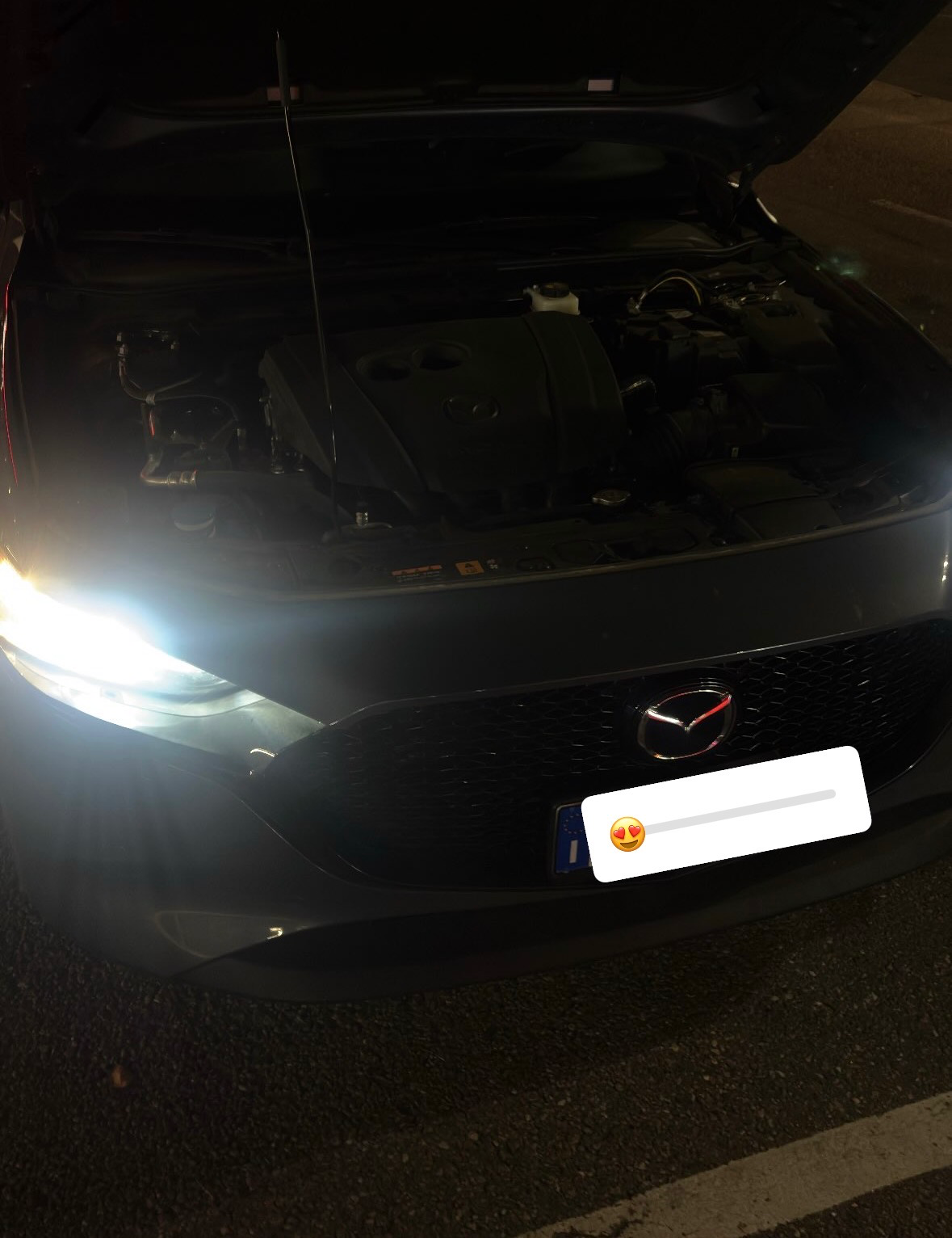 Mazda 3 2024 — sOS Izsaukums